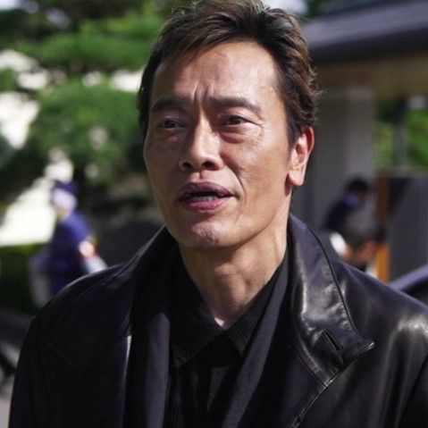 土曜ドラマ ドロ刑 警視庁捜査三課 第1話 新米刑事を大泥棒が育てる 異色バディが事件を解決 まさかの大逆転劇 ドラマキャスト