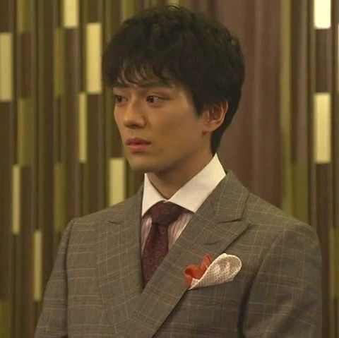 日曜ドラマ トドメの接吻 第1話 愛が歪んだクズ男のキスと死 そして 100億の女 ドラマキャスト