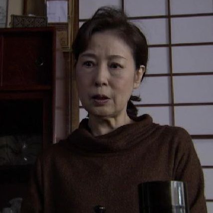 100の資格を持つ女 第10作 15年 店長から板前まで全員が女性の居酒屋チェーンで連続殺人事件 嫉妬か いじめか 復讐か その裏にある驚愕の実態を暴け オールキャスト2時間ドラマ