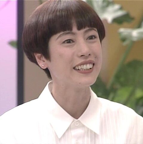 殺人美容室 1998年 久本雅美 井森美幸 変身願望を抱く女 オールキャスト2時間ドラマ 殺人美容室 1998年 久本雅美 井森美幸 変身願望を抱く女 オールキャスト2時間ドラマ