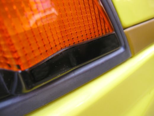白化した黒樹脂パーツをメラミンスポンジで復活 ブツぶつブログ 白化した黒樹脂パーツをメラミンスポンジで復活 ブツぶつブログ