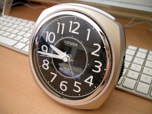 Citizen電波アナログ目覚まし時計ネムリーナシモン ブツぶつブログ Citizen電波アナログ目覚まし時計ネムリーナシモン ブツぶつブログ