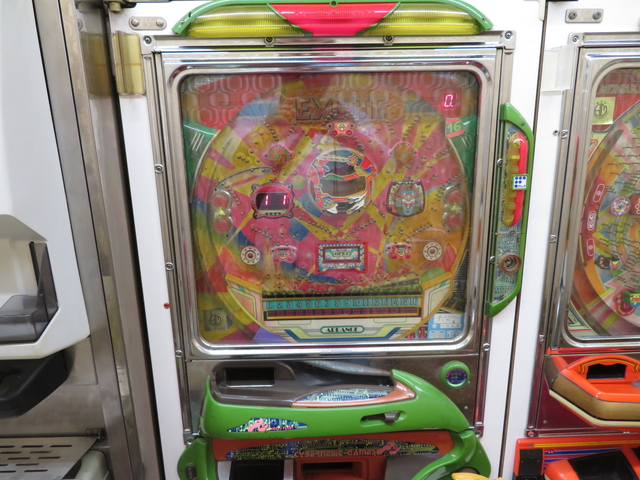 岐阜レトロミュージアム2 レトロなパチンコ台で遊ぶ 人間は万物の尺度 岐阜レトロミュージアム2 レトロなパチンコ台で遊ぶ 人間は万物の尺度