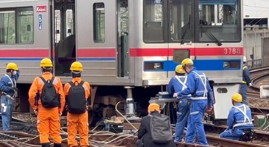 2022y11m17d_174210968