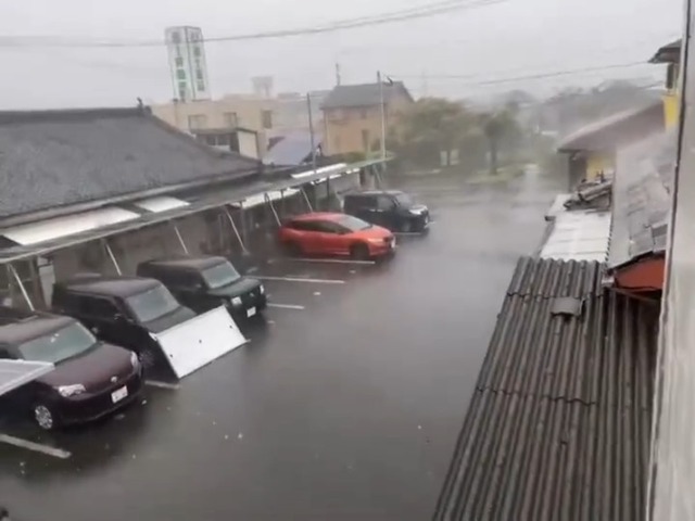 2022y09m19d_212413390