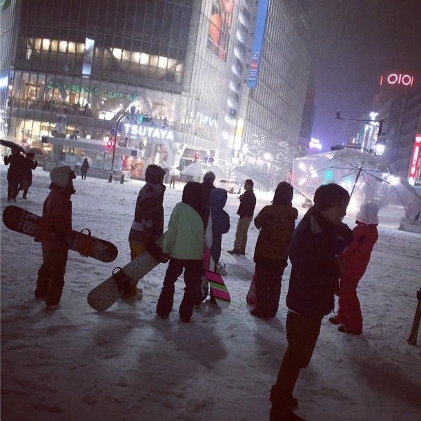 2014y02m15d_133926065