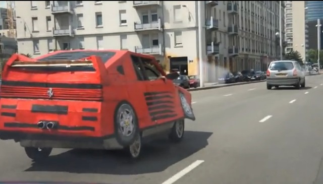 2013y11m19d_185605301