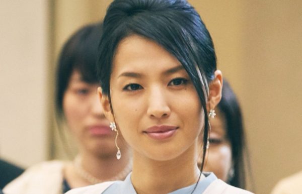 訃報 俳優の芦名星さん 死去 自宅で自殺か 36歳 人気の アプリ コミック にどっぷりハマって暇なし生活