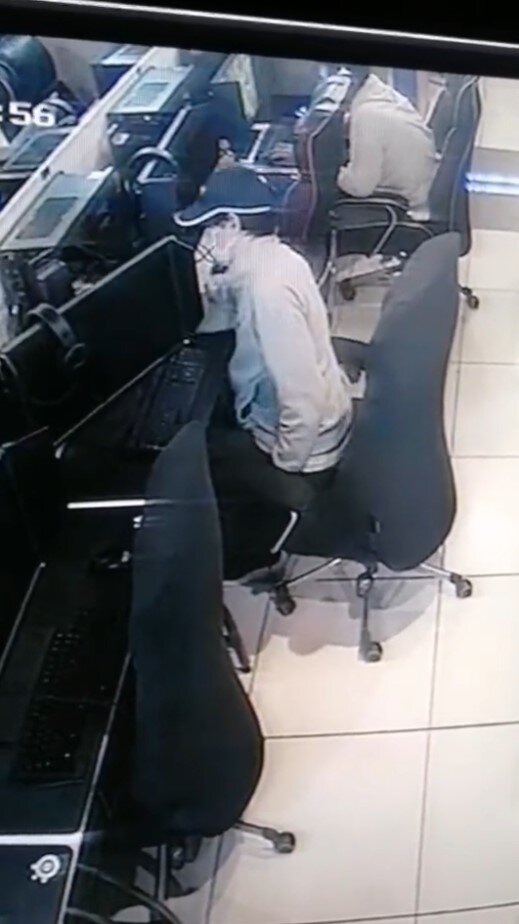 2022y06m17d_151211883