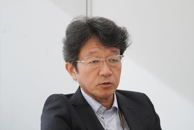 39f93652-s.jpg