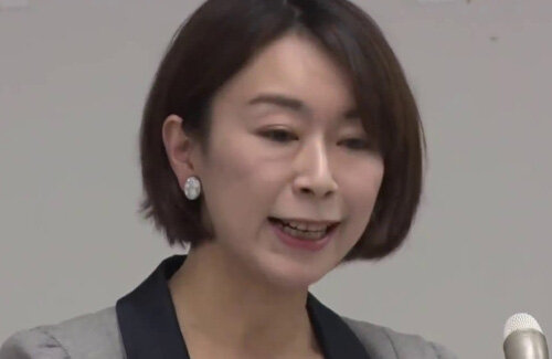 文春砲 パコリーヌこと山尾志桜里議員 不倫相手の弁護士の元妻が自殺していたとの報道 はちま起稿 文春砲 パコリーヌこと山尾志桜里議員 不倫相手の弁護士の元妻が自殺していたとの報道 はちま起稿
