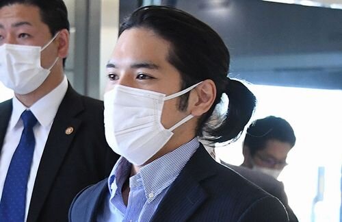 komuro_kei_1_line_tw3