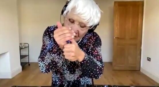 2021y04m05d_203450337