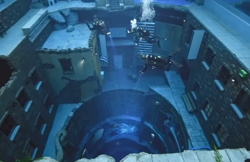 すげぇ ドバイに水深60mの 世界で最も深いプール 誕生 水中に沈んだ巨大な集合住宅を探検可能 はちま起稿