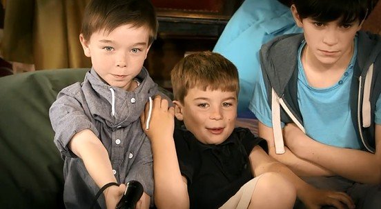 2012y08m15d_024620461