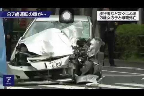 プリウスミサイル】プリウス自動車のアクセル操作事故の原因と