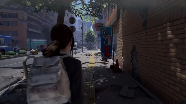 2015y11m27d_120300820