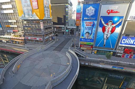 4a51bbbf0071b950b5f9e7e5871e7bf4_t