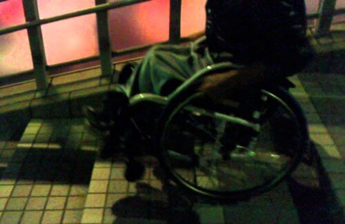 2021y04m05d_070330312