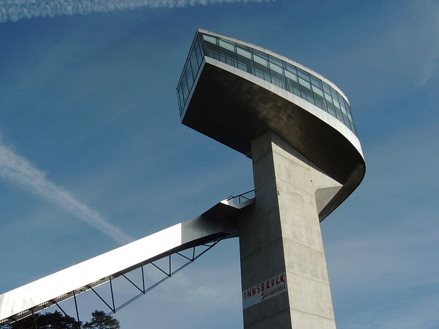 800px-Bergisel_2004-11-04