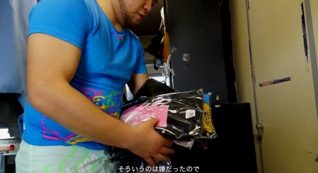 2014y04m09d_113952334