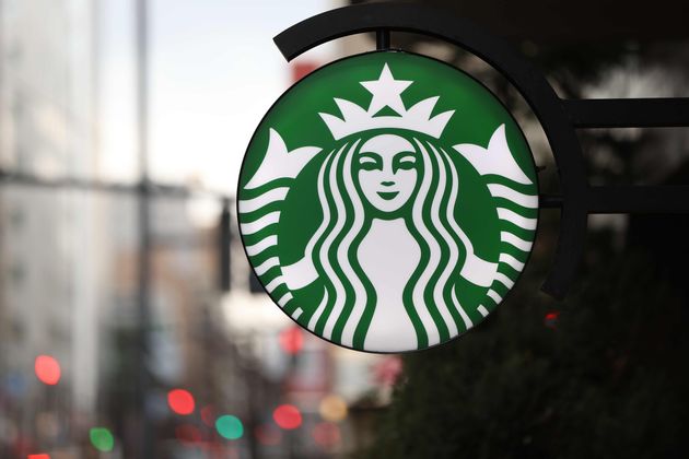 5e7d987f240000580ccea650