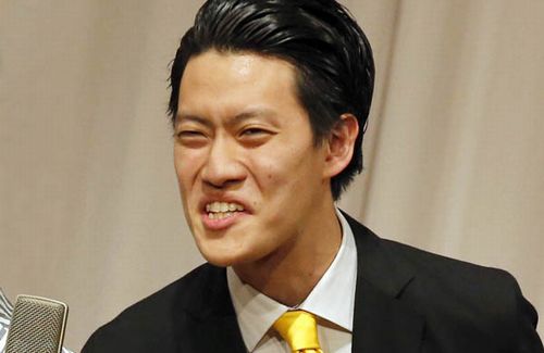 【ギャンブル芸人の鑑】霜降り明星・粗品さん、競馬と競艇で700万円負け → 競輪で250万円勝つ → まさかの◯◯に全額投入wwwww