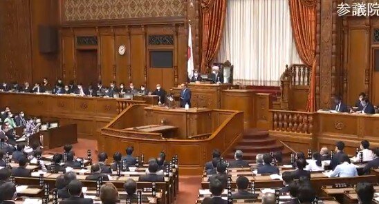 2020y11m02d_160412493