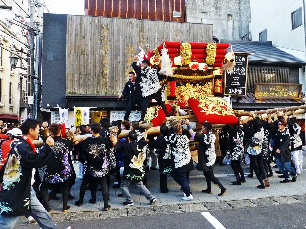 琴平 高薮太鼓台 平成30年 ～1日の内町～ : 黒獅子ブログ ～旗岡