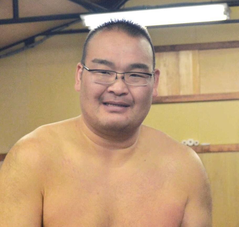 高見盛魅力的 : ふんどし校長～三箇山忠雄～