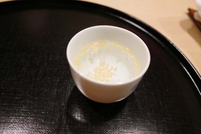 R0004750