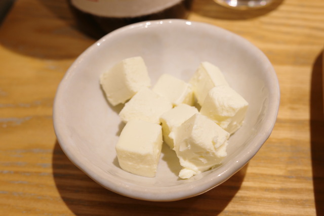 R0006858