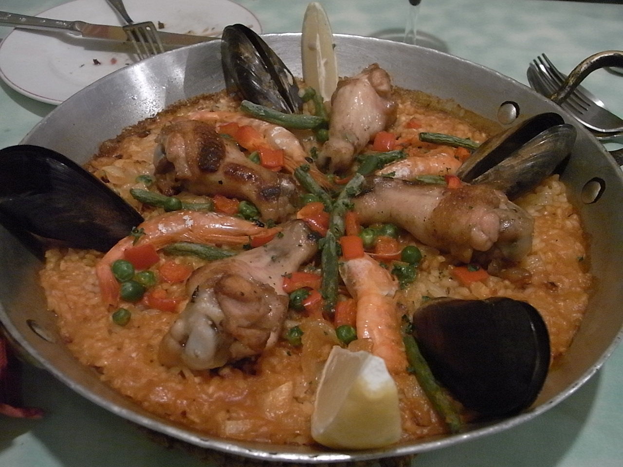 本当に美味しいスペイン料理を楽しむなら 常に50種類以上あるメニューはどれも満足度高いです Los Reyes Magos ロス レイエス マーゴス 参宮橋 恵比寿 銀座大好き 新米フードアナリスト ハツのブログ