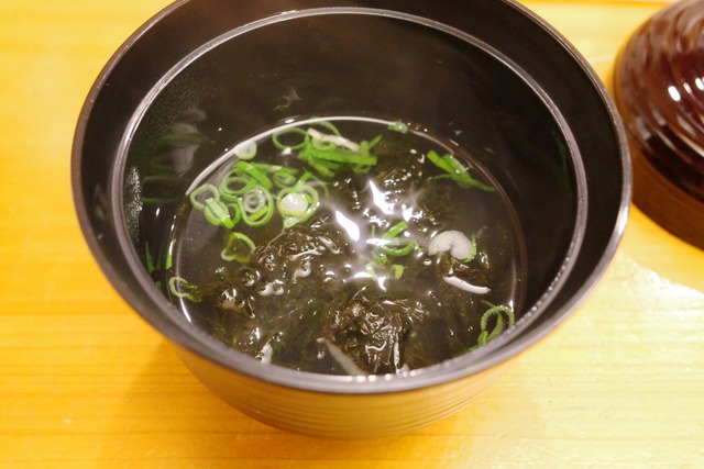R0000422