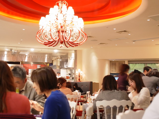 話題のスカイツリータウンで2500円均一ワインとチキンを楽しめます 女子会に是非 Rigoletto Rotisserie And Wine リゴレット ロティサリー アンド ワイン とうきょうスカイツリー 恵比寿 銀座大好き 新米フードアナリスト ハツのブログ 話題のスカイツリータウンで2500円均一ワインとチキンを楽しめます 女子会に是非 Rigoletto Rotisserie And Wine リゴレット ロティサリー アンド ワイン とうきょうスカイツリー 恵比寿 銀座大好き 新米フードアナリスト ハツのブログ