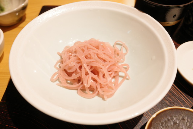 R0008958