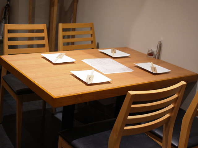 肉問屋直営の厳選赤身がリーズナブルに楽しめる 和牛赤身専門の焼肉店 カウンター焼肉が楽しめます 本かるびあーの 蒲田店 蒲田 恵比寿 銀座大好き 新米フードアナリスト ハツのブログ