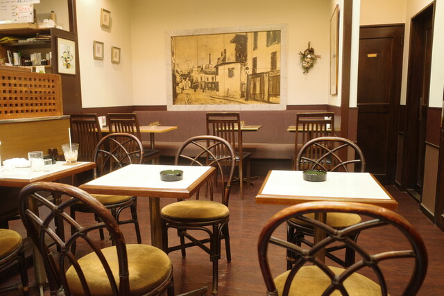 六本木 渋くて雰囲気ある喫茶店 六本木の真ん中で見つけた 時間がゆったり流れる空間 紗絵羅 恵比寿 銀座大好き 新米フードアナリスト ハツのブログ