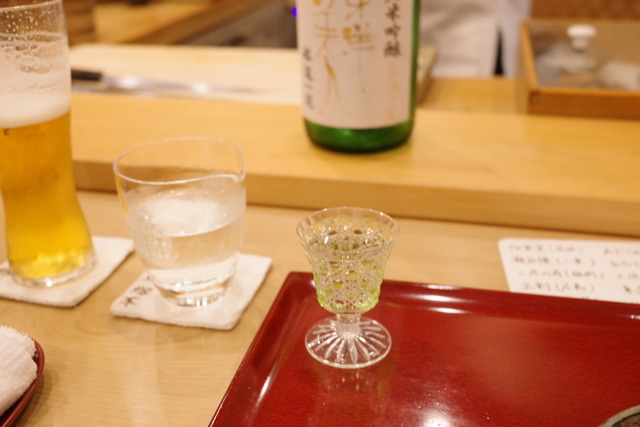 R0004221