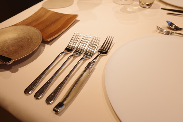 R0002329