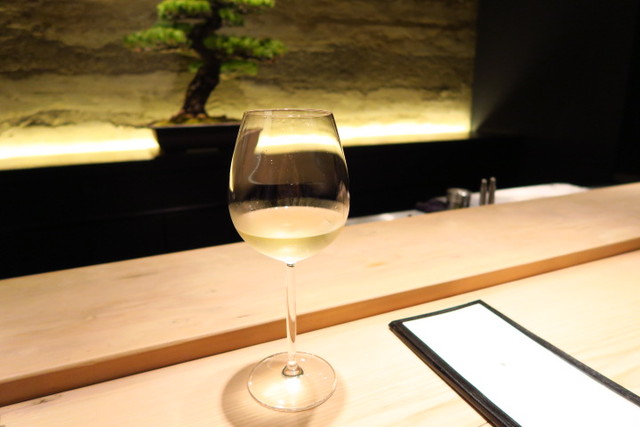 恵比寿 これぞ 大人の焼鳥 これぞ 隠れ家 高級鮨のように楽しむ ネオ焼鶏はデートや接待に 中目黒 いぐち 恵比寿店 恵比寿 銀座大好き 新米フードアナリスト ハツのブログ