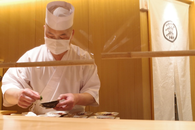 R0033079