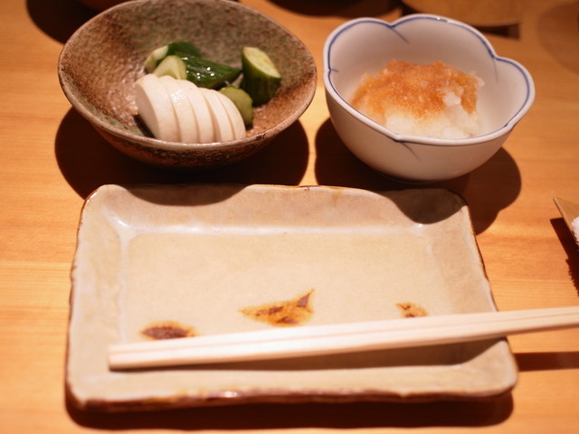 コリドー街の真ん中で大人焼鳥を楽しむ 落ち着いた雰囲気は接待にもおすすめ 鳥よし 銀座店 とりよし 銀座 恵比寿 銀座大好き 新米フードアナリスト ハツのブログ コリドー街の真ん中で大人焼鳥を楽しむ 落ち着いた雰囲気は接待にもおすすめ 鳥よし 銀座店 とりよし 銀座 恵比寿 銀座大好き 新米フードアナリスト ハツのブログ