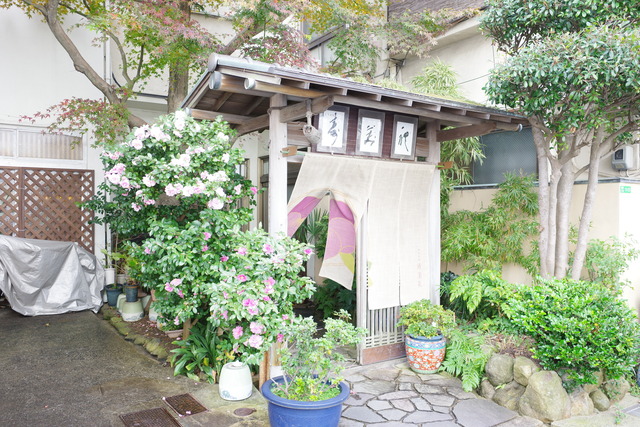 R0004072