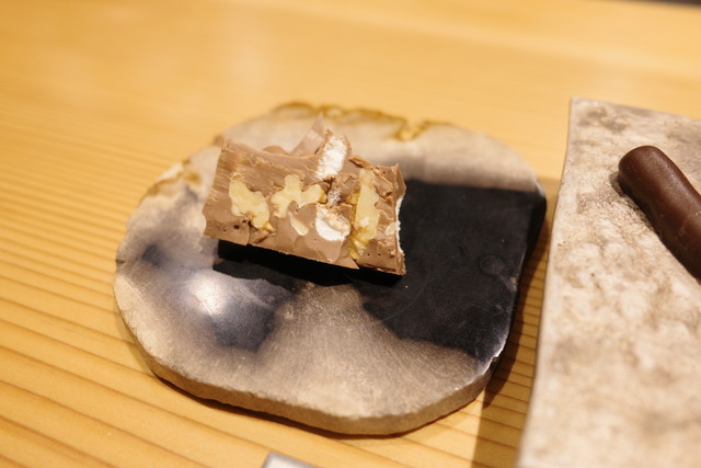 R0004730