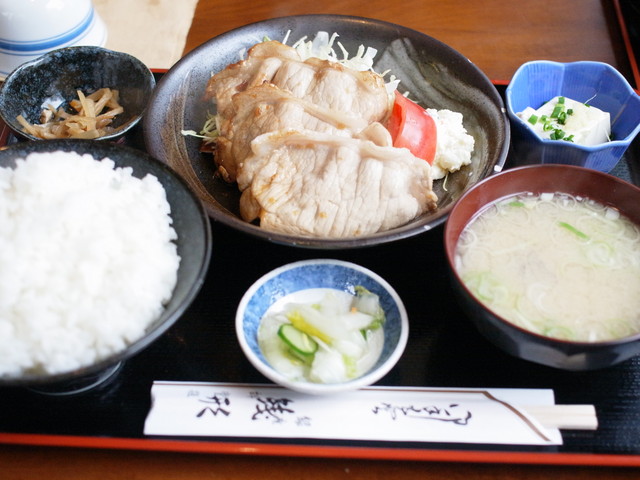 安くて美味しい店 をモットーに 銀座で 約50年営業している老舗の創作和食居酒屋店 ランチでは定番の定食が頂けます 銭形 ぜにがた 銀座 恵比寿 銀座大好き 新米フードアナリスト ハツのブログ