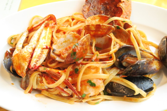 赤坂 開放感溢れる空間でイタリアンランチが楽しめる魚介専門店 ペスケリア ラ ルーナ ロッサ Pescheria La Luna Rossa 恵比寿 銀座大好き 新米フードアナリスト ハツのブログ 赤坂 開放感溢れる空間でイタリアンランチが楽しめる魚介専門店 ペスケリア ラ ルーナ ロッサ Pescheria La Luna Rossa 恵比寿 銀座大好き 新米フードアナリスト ハツのブログ