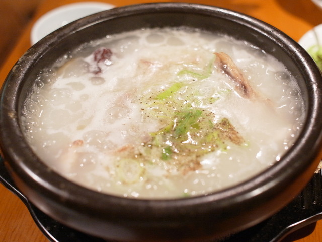 ランチで限定の参鶏湯が人気の韓国料理店 リーズナブルにカジュアルに本場の味を楽しみたいなら からくに家 銀座店 銀座 恵比寿 銀座大好き 新米フードアナリスト ハツのブログ