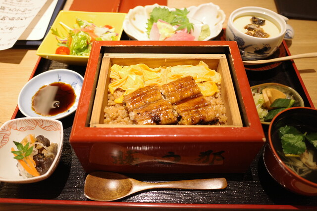福岡 高級感あふれる空間でまったり味わう鰻のせいろ蒸しランチ 博多うなぎ屋 藤う那 恵比寿 銀座大好き 新米フードアナリスト ハツのブログ