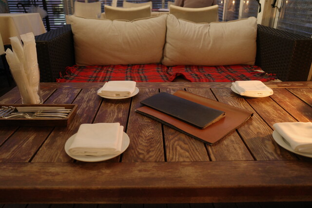 神楽坂 ゴキゲンなテラスでワインとピッツアを堪能 エノテカピッツェリア 神楽坂スタジオーネ 恵比寿 銀座大好き 新米フードアナリスト ハツのブログ